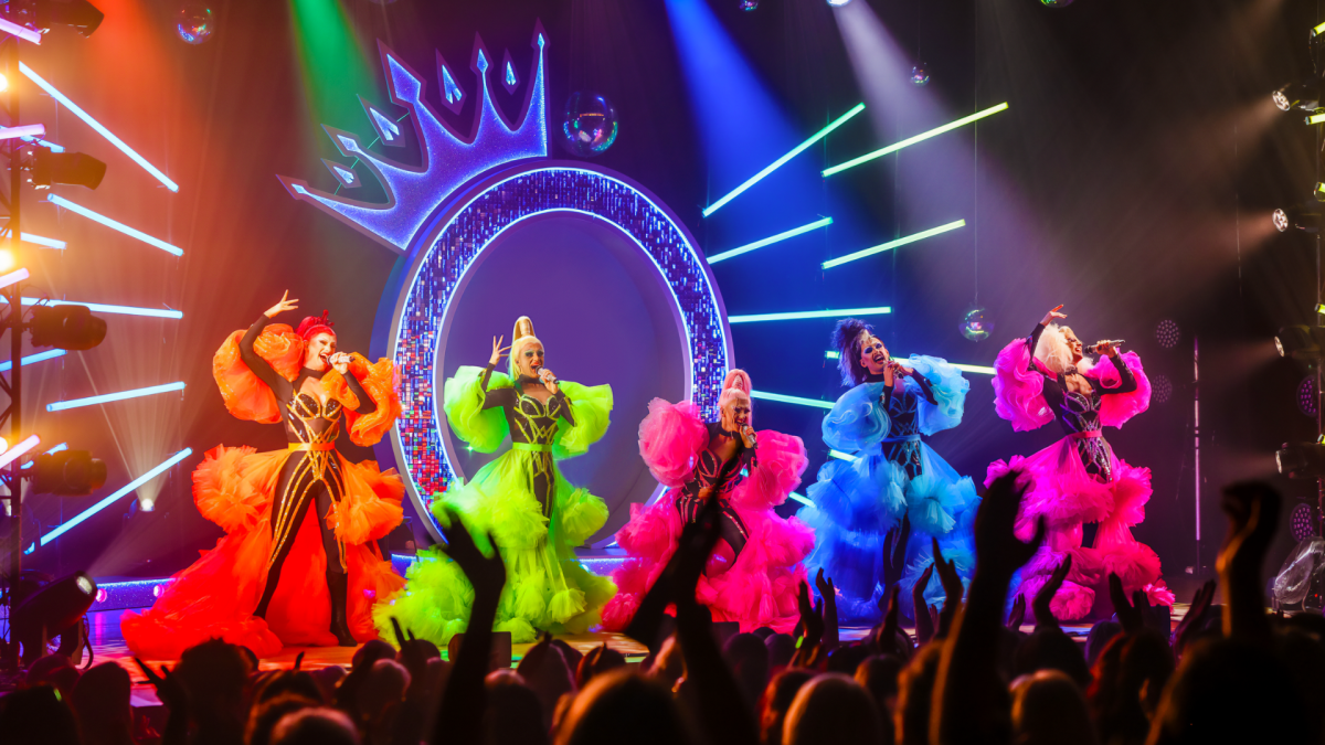QUEENZ: Drag Me To The Disco!